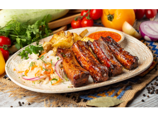 Ребра свиные с картошкой и квашеной капустой