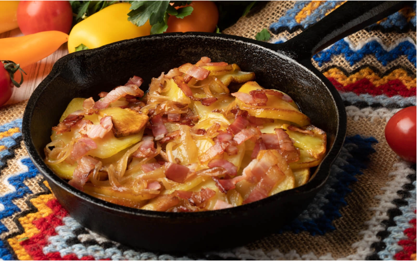 Картофель жареный с беконом