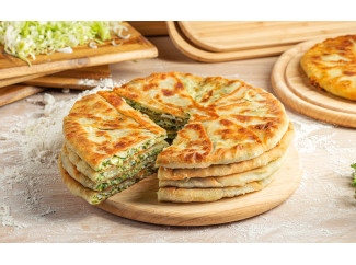 Плацинда с луком пореем и яйцом
