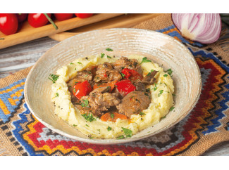 Куриная печень с пюре